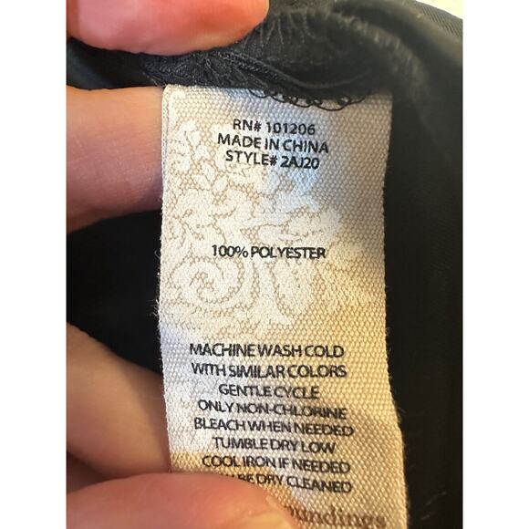 Soft Surroundings Womens M Black Silky Wide Leg Flowy Palazzo Pleated Pants B5 - Picture 5 of 7